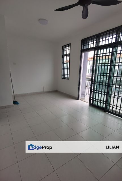 Pulai Mutiara 4 bedroom Partial Furnished , Johor, Johor Bahru