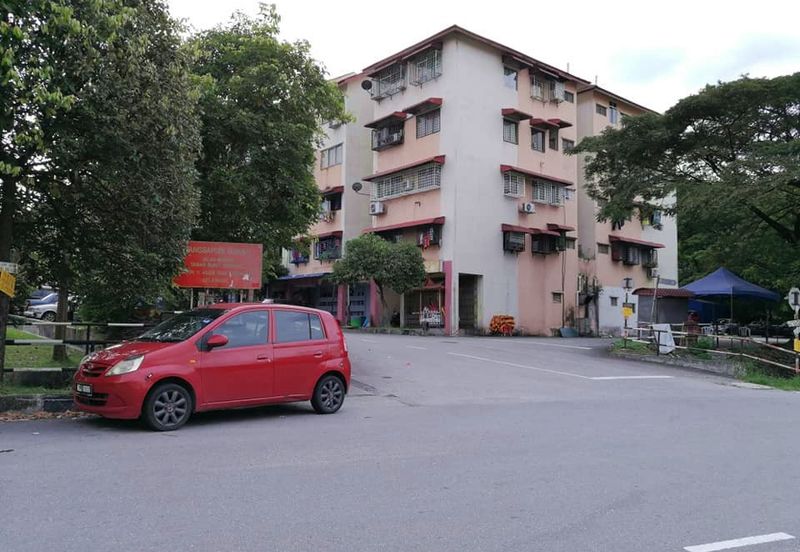 Pangsapuri Mawar, Taman Bukit Serdang