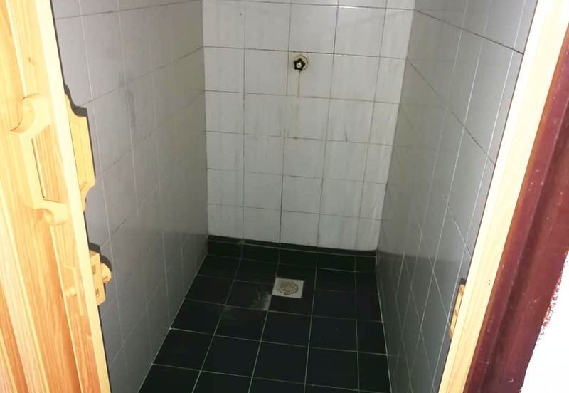 Pangsapuri Mawar, Taman Bukit Serdang