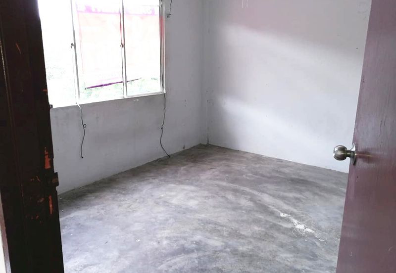 Pangsapuri Mawar, Taman Bukit Serdang