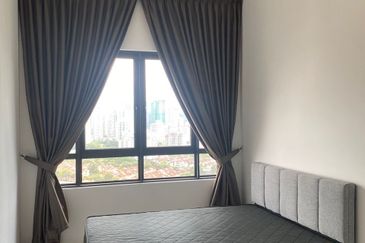 Savvy @ Riana Dutamas