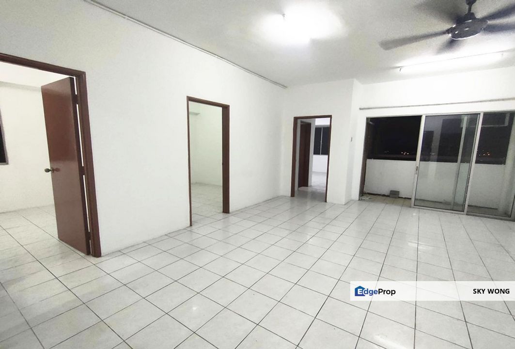 Green Acre Condominium Nice unit, Sungai Long, Partly Furnished, Selangor, Bandar Sungai Long
