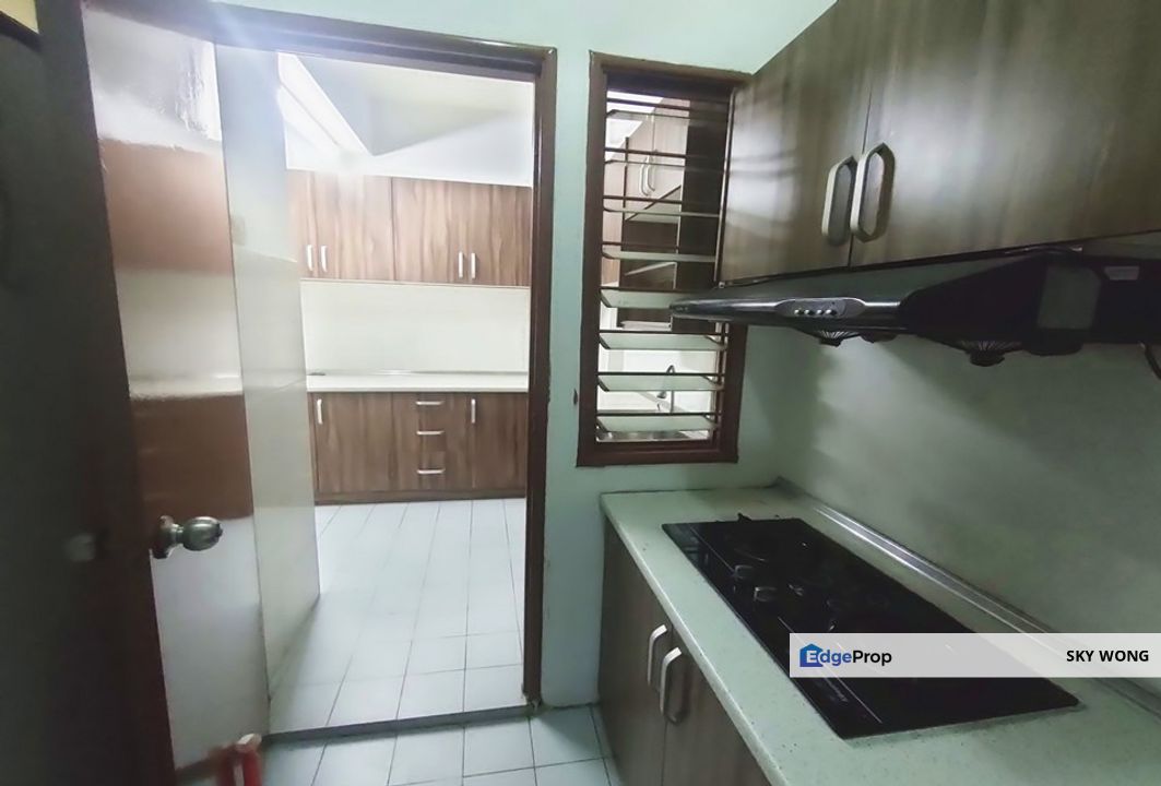 Green Acre Condominium Nice unit, Sungai Long, Partly Furnished, Selangor, Bandar Sungai Long