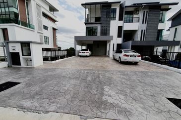 Kingsley Hills @ Putra Heights