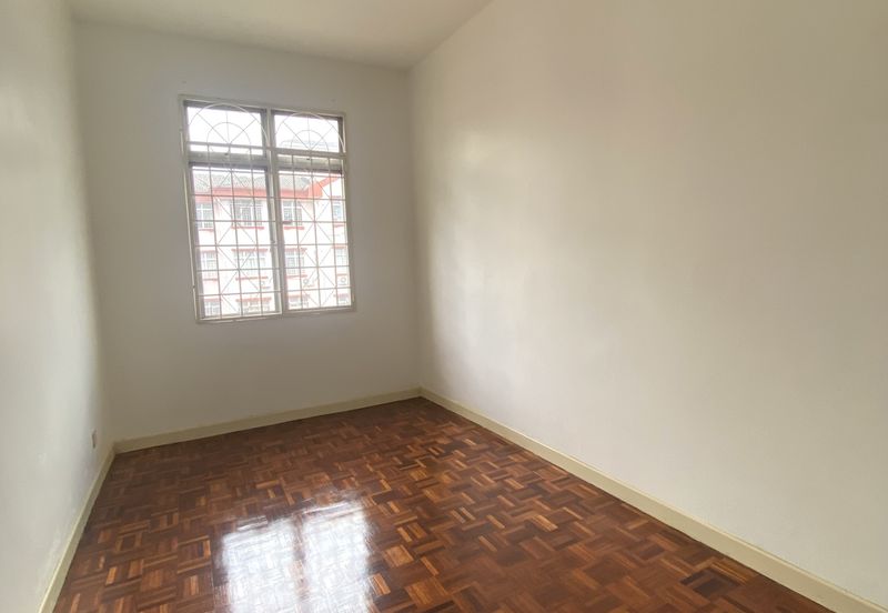 Subang Perdana Goodyear Court 8