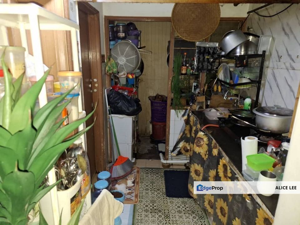 Seri Jati Apartment, Bandar Puteri, Puchong, Lower Floor For Sales , Selangor, Puchong