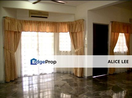  USJ 20 Partially Furnished Double Storey Terrace Move in Condition 4R3B (24x80) , Selangor, USJ