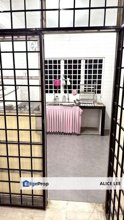 Partially Furnished Double Storey Terrace Subang Jaya Selangor For Rent , Selangor, USJ