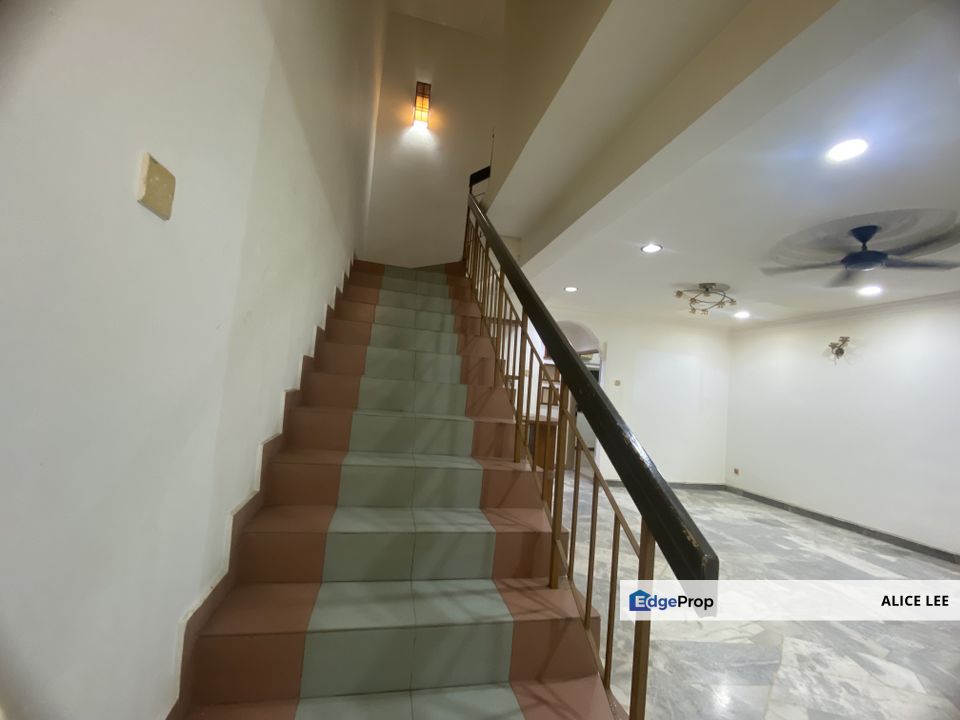 Bandar Puchong Jaya, Puchong, Selangor Partially Furnished Double Storey Terrace house for RENT , Selangor, Puchong