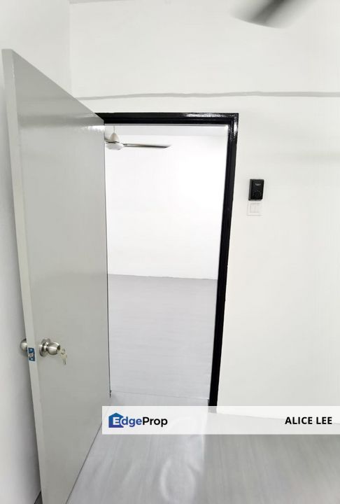 Newly Refurbished Sri Rakyat Apartment Partially Furnished for Rent , Kuala Lumpur, Bukit Jalil