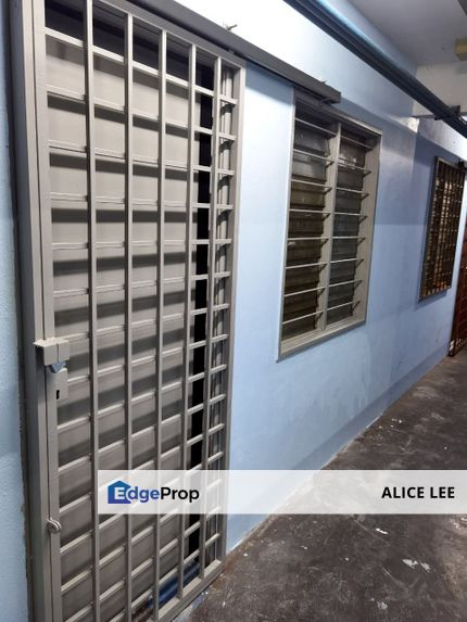 Newly Refurbished Sri Rakyat Apartment Partially Furnished for Rent , Kuala Lumpur, Bukit Jalil