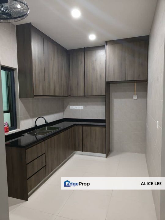 Verando Residence, Petaling Jaya, Selangor  Partially Furnished  , Selangor, Petaling Jaya