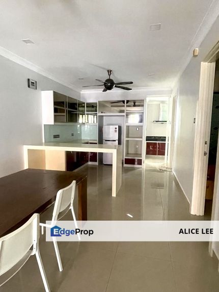 Putra Heights, Partially Furnished Double Storey Terrace at Putra Avenue for RENT, Selangor, Subang Jaya