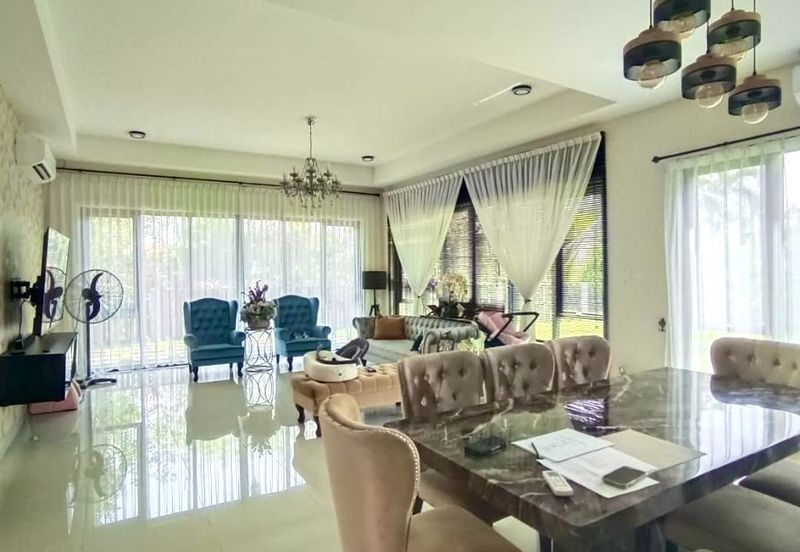 Charms of Nusantara, Setia Eco Glades