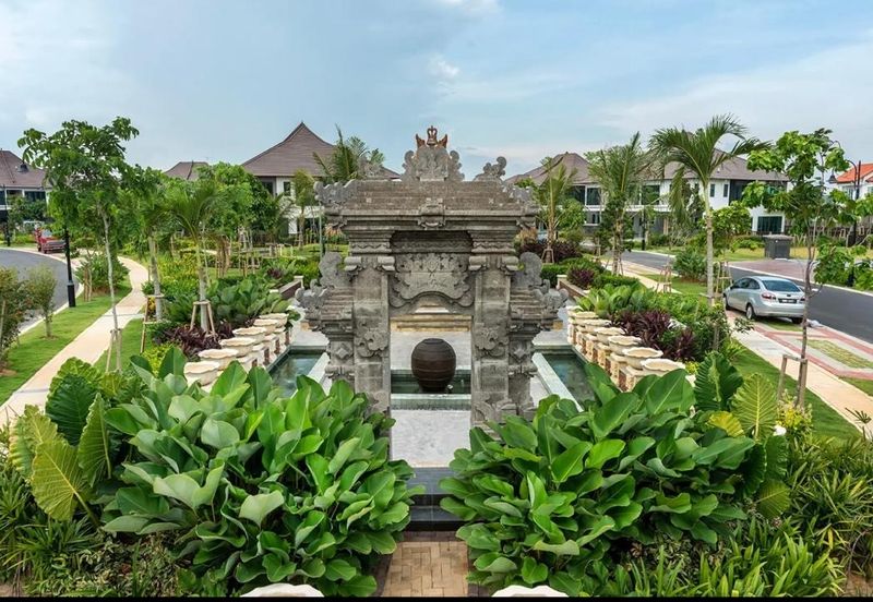 Charms of Nusantara, Setia Eco Glades