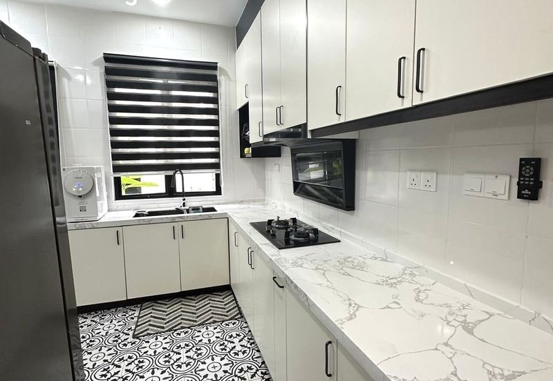 Reef Of Tropics, Setia Eco Glades