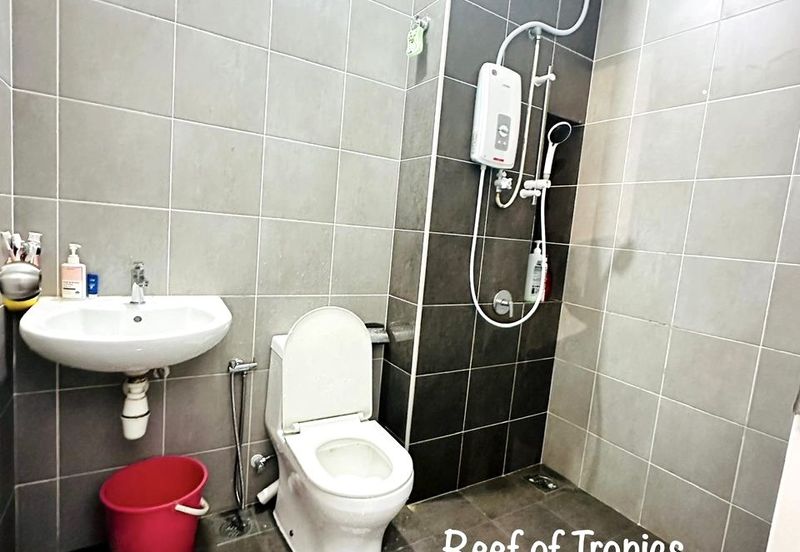 Reef Of Tropics, Setia Eco Glades