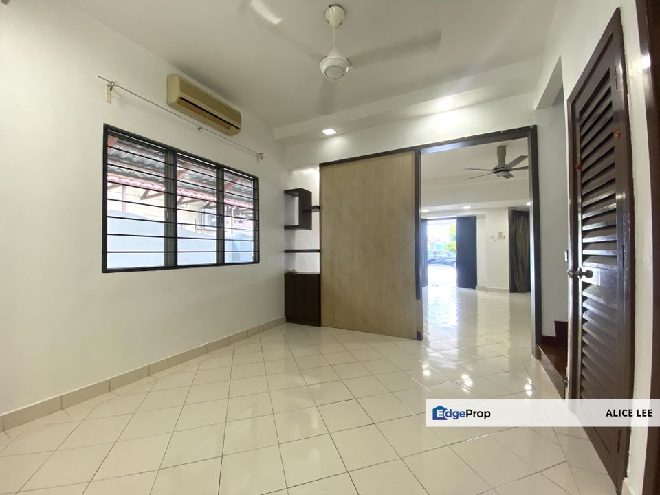 Taman Puchong Hartamas, Puchong, Selangor Fully Renovated & Extended 2 Storey Terrace [End Lot] for SALE , Selangor, Puchong