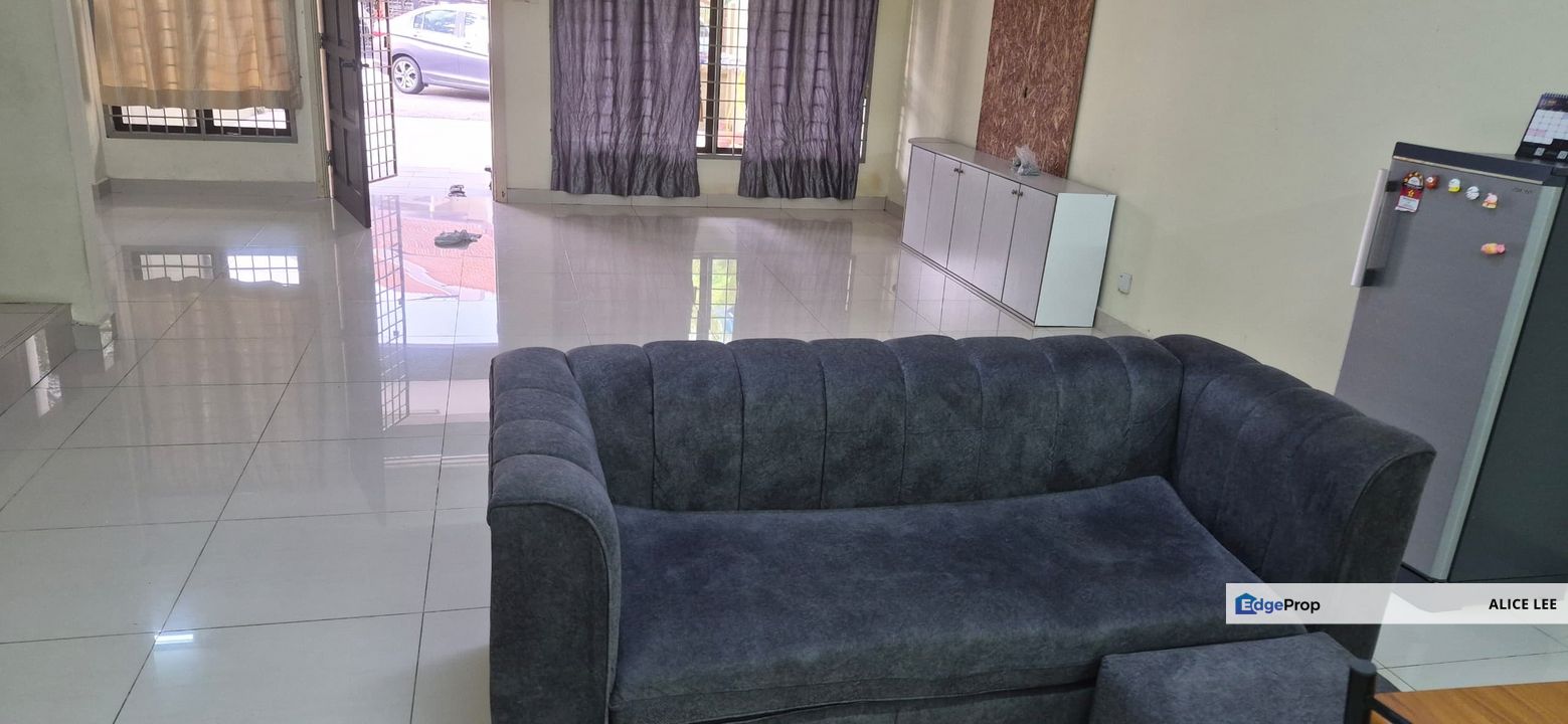 Puchong Hartamas, Puchong, Selangor  Partially Furnished Double Storey Terrace for Rent, Selangor, Puchong