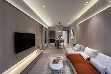 Freehold,2-3bed,Free Kitchen Kabinet ,Aircond , Water Heater & Legal fees,0% deposit,below market pz