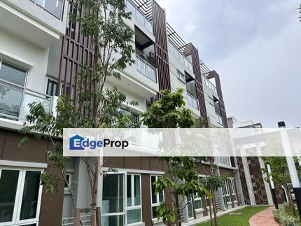 4 Stry Villa,3.7k sqft,6r5b,Free legal,0% downpayment,Facing South,5 Carpark, Kuala Lumpur, Titiwangsa 