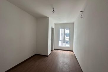 4 Stry Villa,3.7k sqft,6r5b,Free legal,0% downpayment,Facing South,5 Carpark