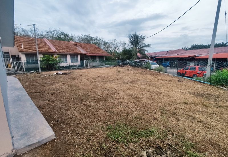BELOW BANK VALUE Freehold Corner Single Storey Terrace House Taman Bidara Emas, Masjid Tanah For Sale
