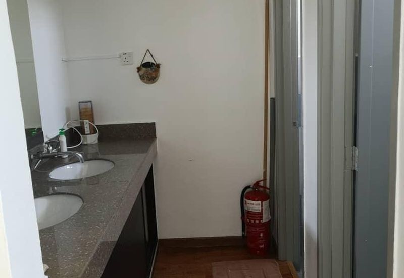 Renovated 1st Floor Retail Shop Lot Partial Furnish Plaza Pandan Malim Jaya