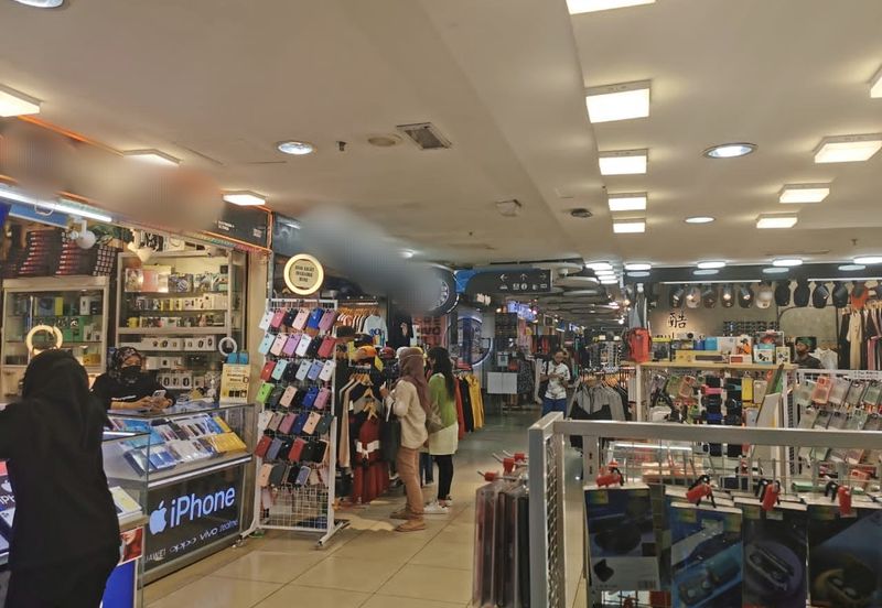 GOOD ROI 5.81% Corner Retail Lot in Dataran Pahlawan Melaka