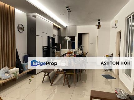 Gated Guarded Renovated 2.5 Storey Terrace House in Country Villa Resort, Melaka, Bemban