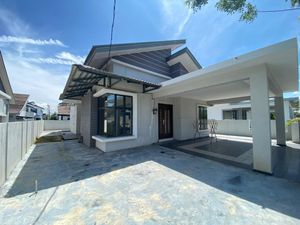 Refurbished & Extended Gated Guarded Freehold Single 1 Storey Bungalow ...