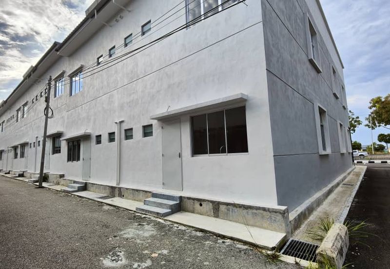 NEW UNIT! Facing Mainroad Ground Floor Shoplot in Bertam Impian