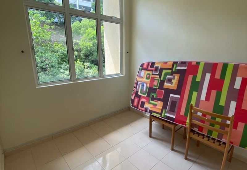 University Green Apartment