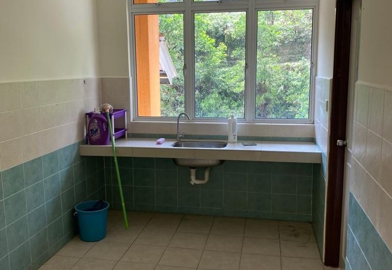 University Green Apartment