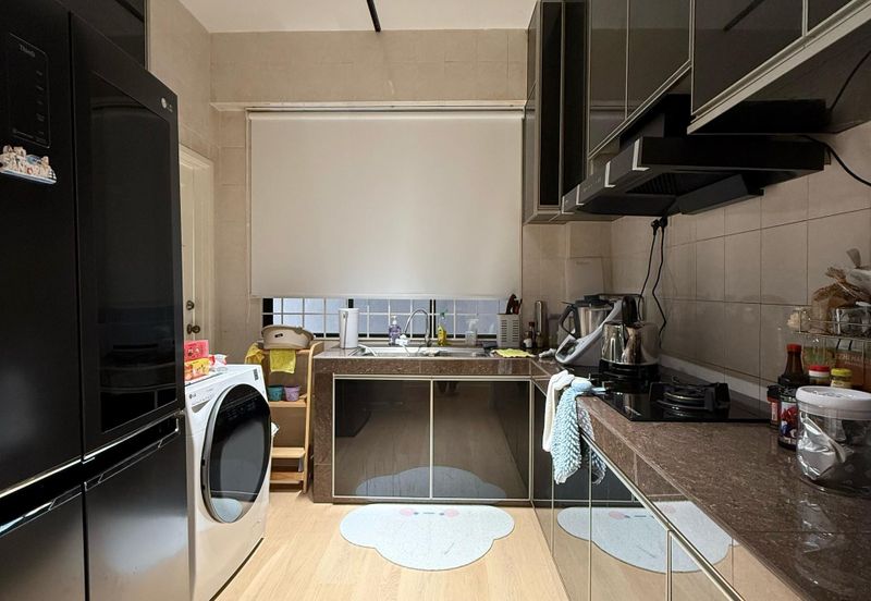 CHENG HEIGHTS CONDOMINIUM