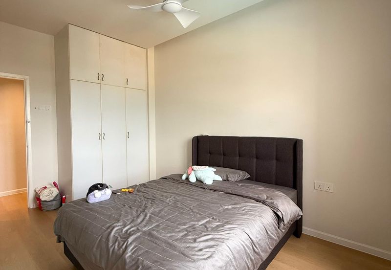 CHENG HEIGHTS CONDOMINIUM