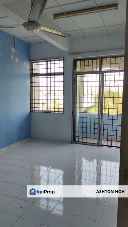 WELL MAINTAINED 3-bed Pangsapuri Cheng Ria Apartment, Melaka, Cheng
