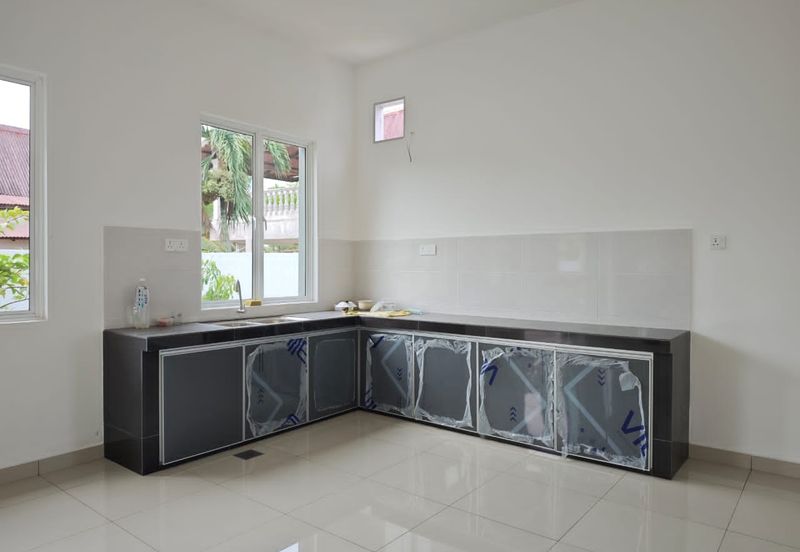 BIG LAND 4-bed 1 Storey Banglo in Permatang Pasir Alai