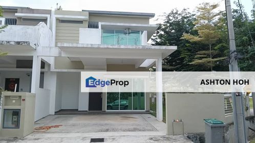 GATED GUARDED Renovated Corner 5-bed Double 2 Storey Terrace House in Country Villas Resort, Melaka, Bemban