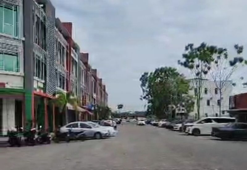 Ayer Keroh Commercial Centre