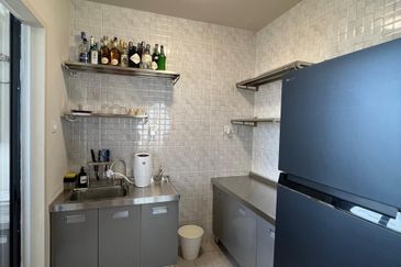 The Quartz Residence