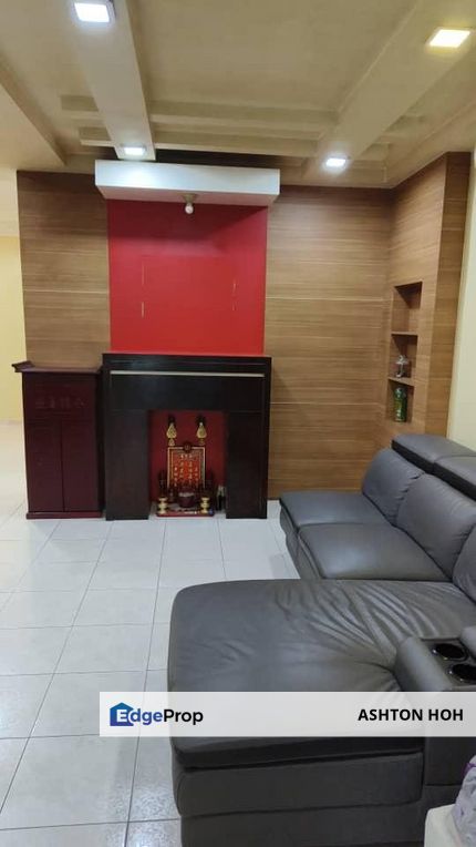 RENOVATED 3-bed Double 2 Storey House Taman Angkasa Nuri Batu Berendam, Melaka, Durian Tunggal