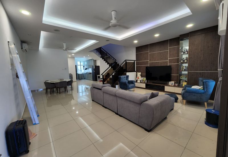 TAMAN PUNCAK MALIM (MALIM HILL PARK)