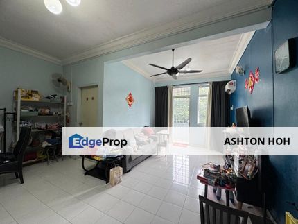 PRICE REDUCED TO SELL! Renovated Corner 3-bed Pangsapuri Cheng Ria Apartment, Melaka, Cheng