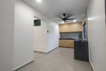 100% RENOVATED & Extended Freehold 5-bed 1 Storey House in Kampung 5 Melaka City Centre