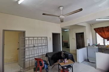 PANGSAPURI SUNGAI NAGA (TUN SRI LANANG)