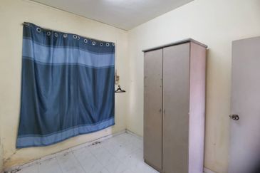 PANGSAPURI SUNGAI NAGA (TUN SRI LANANG)