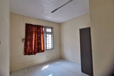 PANGSAPURI SUNGAI NAGA (TUN SRI LANANG)