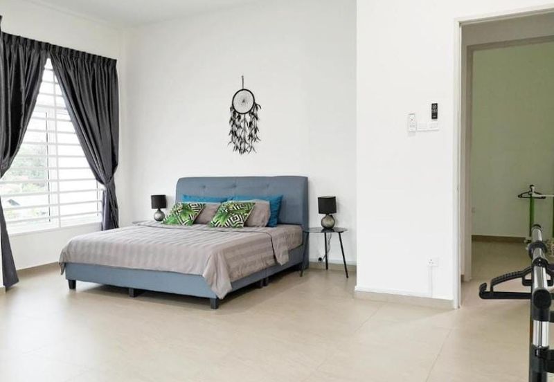 Jalan Bukit Senjuang