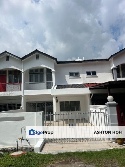 NEW PAINT Ayer Keroh Height Double Storey 2 Storey Terrace House, Melaka, Ayer Keroh
